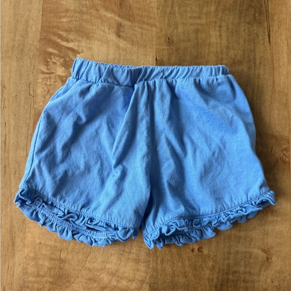NWOT Feather Baby Top and Shorts - Picture 5 of 7